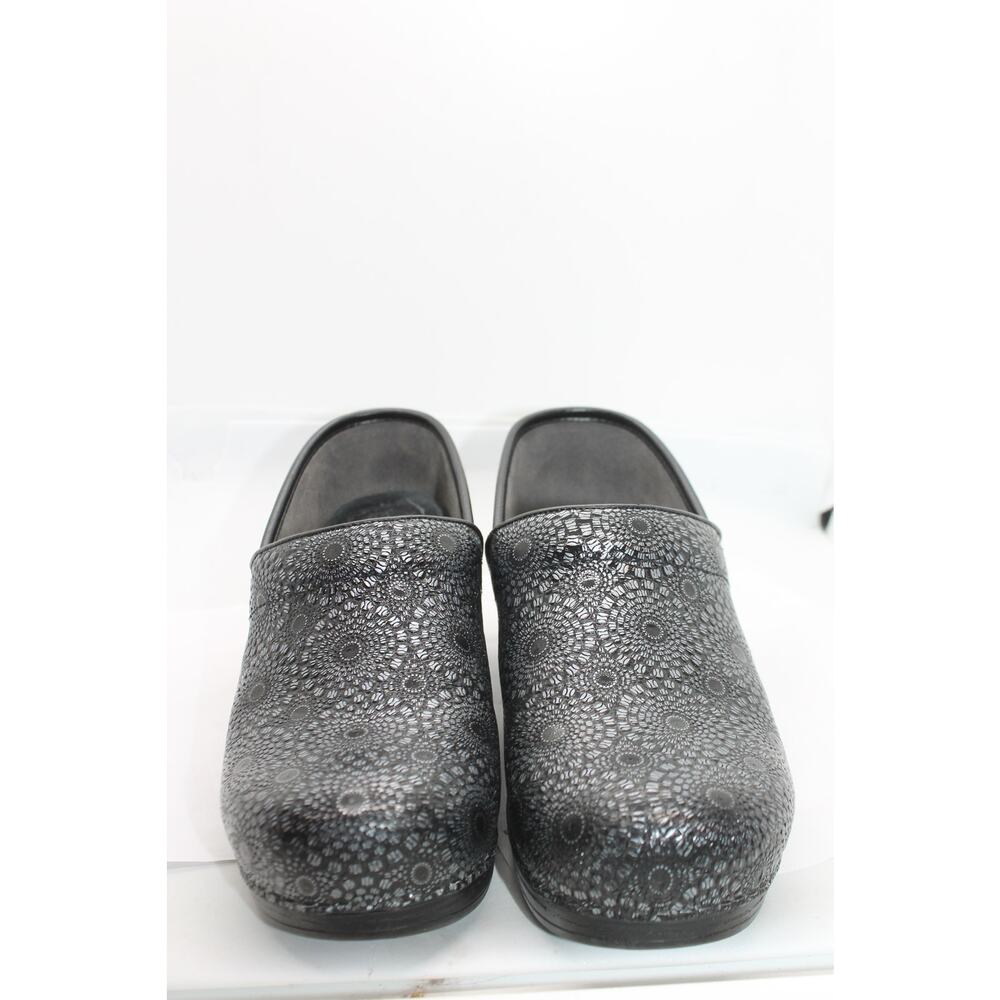Women's Black Patterned Clogs